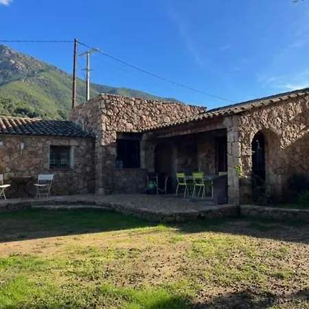 Maison L'oranger Avec Piscine - Domaine E Di Hébergement de vacances