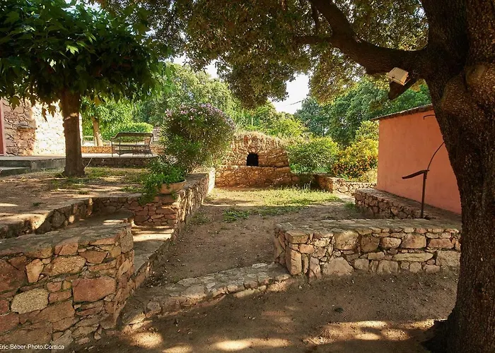Maison L'oranger Avec Piscine - Domaine E Di Hébergement de vacances Cuttoli-Corticchiato